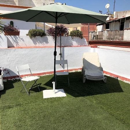 Ferienwohnung Precioso Apartamento Con Terraza Compartida Sevilla Exterior foto
